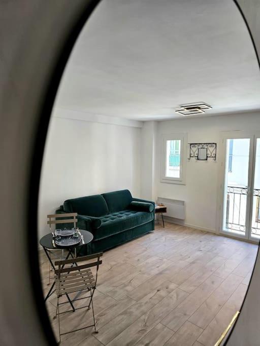 Le Calme A Deux Pas Du Port De Sete Apartment Luaran gambar